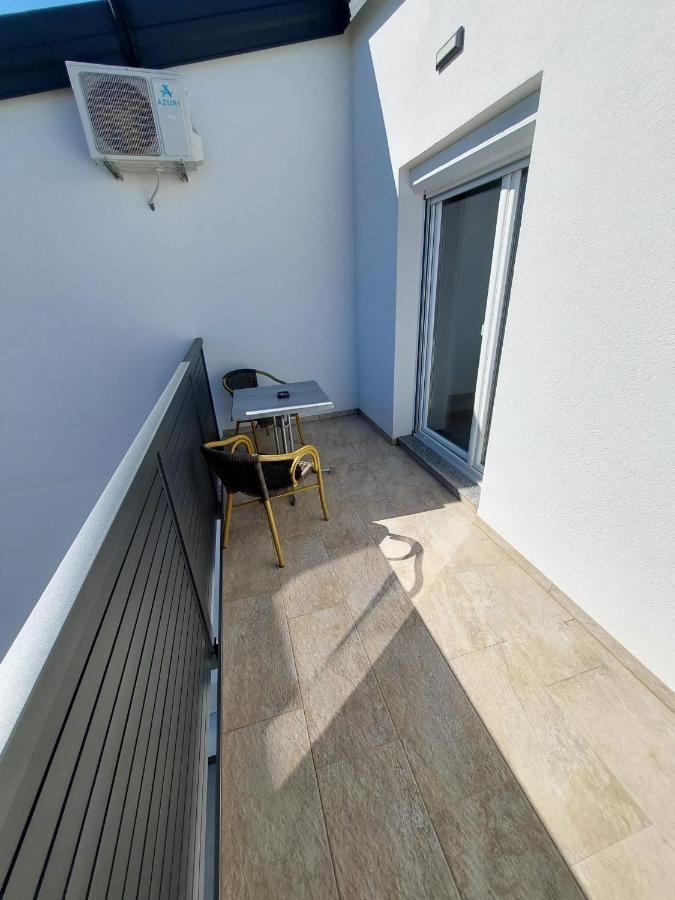 Apartmani Tropical Vodice Exterior foto
